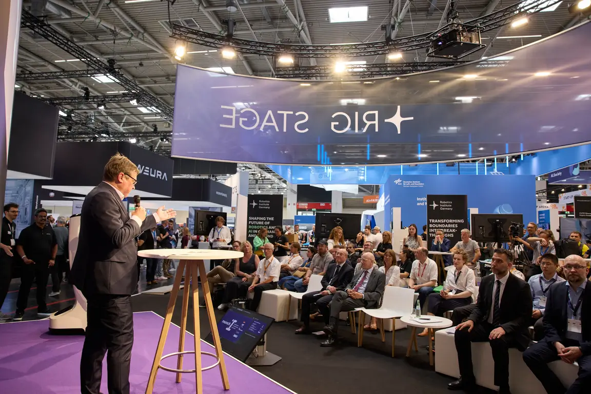 Showcase your full value chain banner