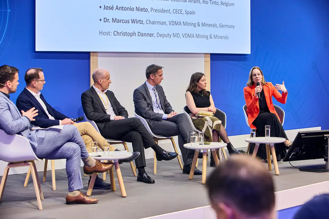 Gain industry insights banner