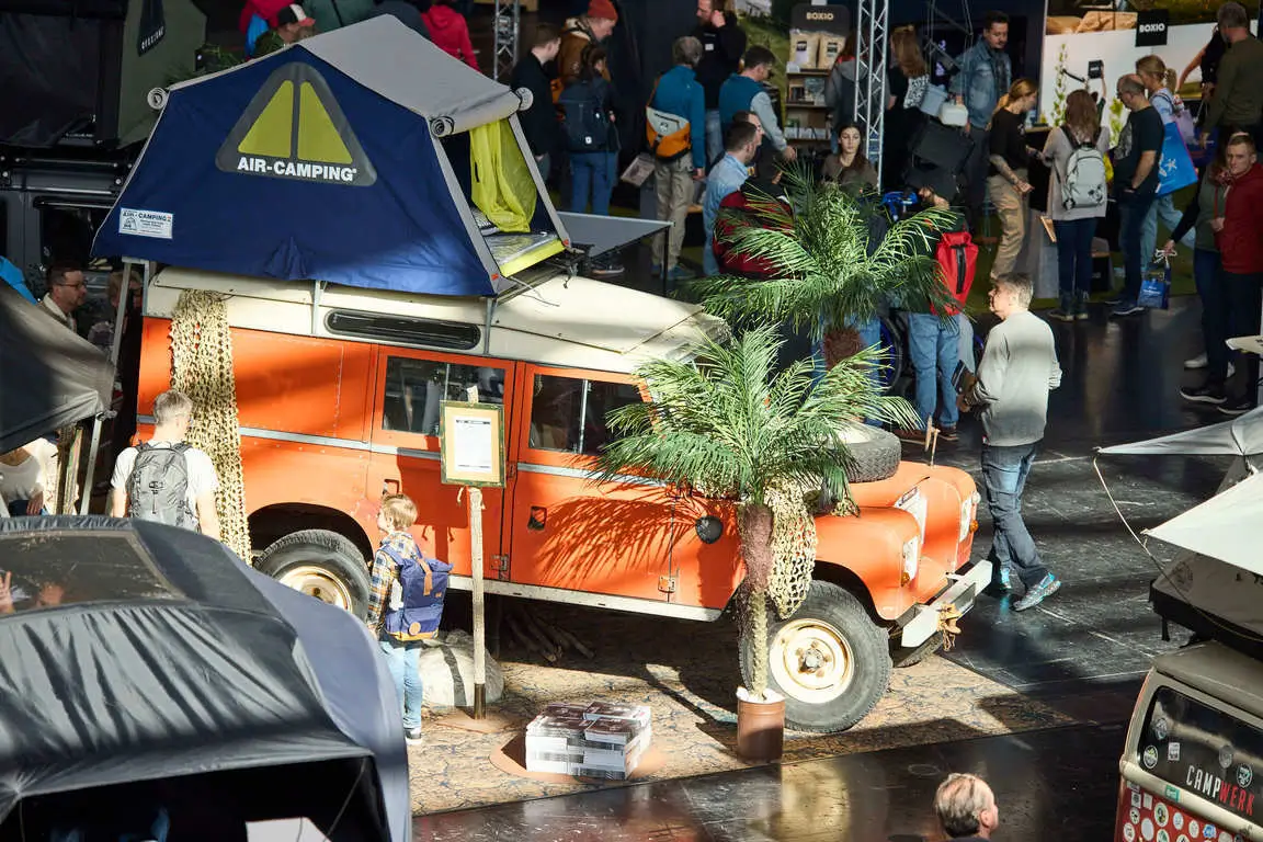 Showcase in a relevant environment banner